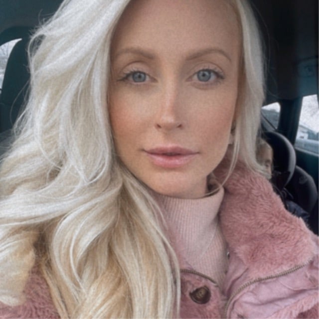 Kate Medium